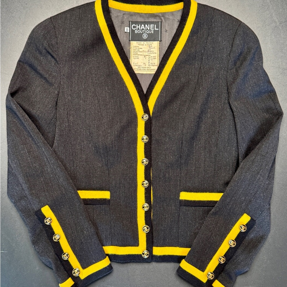 CHANEL Runway Vintage 1994 Women's Black Bomber Blazer with Yellow Trim size 40